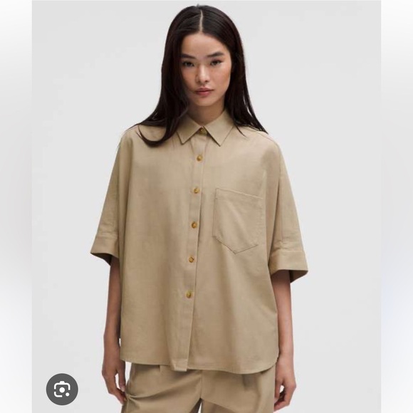 NWT Lululemon Lululinen Relaxed Button-Up Size Large Sheer Oak - Picture 1 of 9